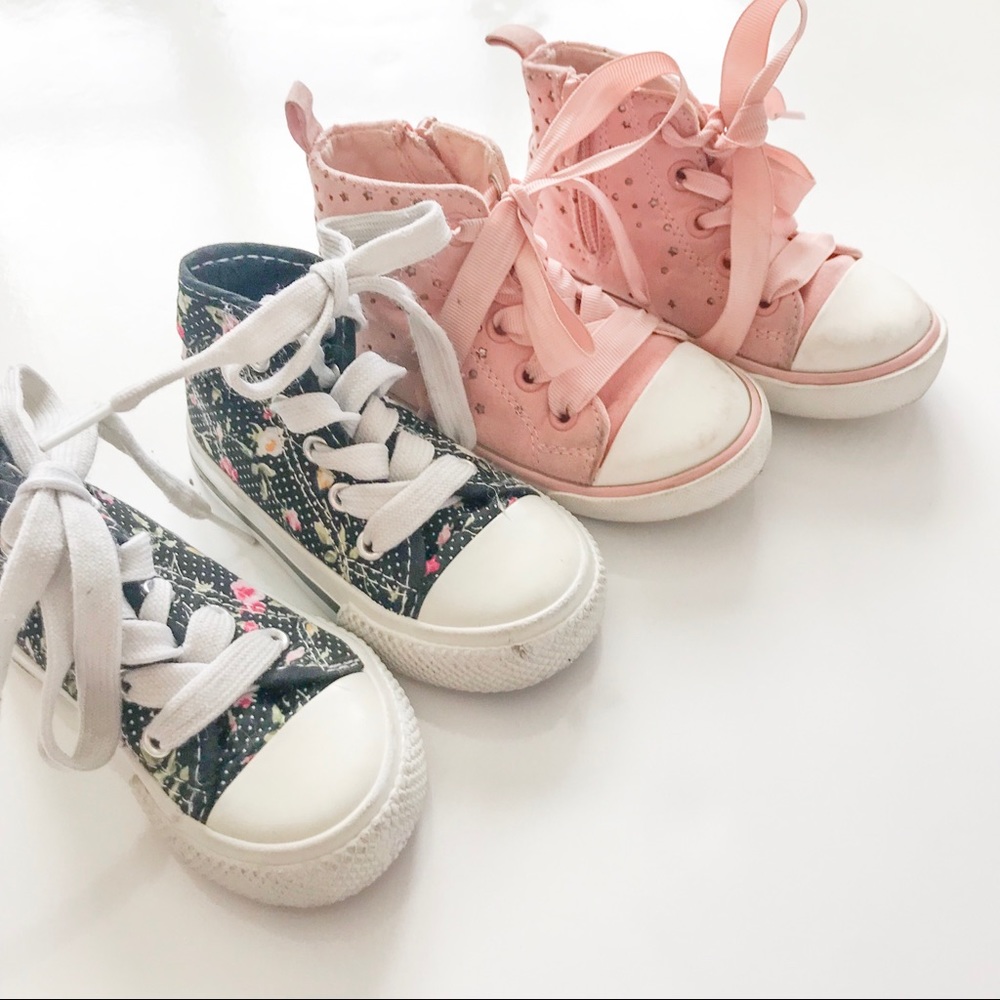 Size five high tops tennis shoes bundle